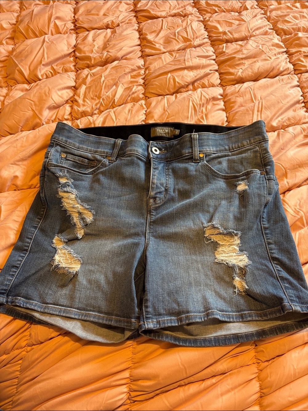 Torrid Distressed Shorts 18 Plus Size Denim Women’s